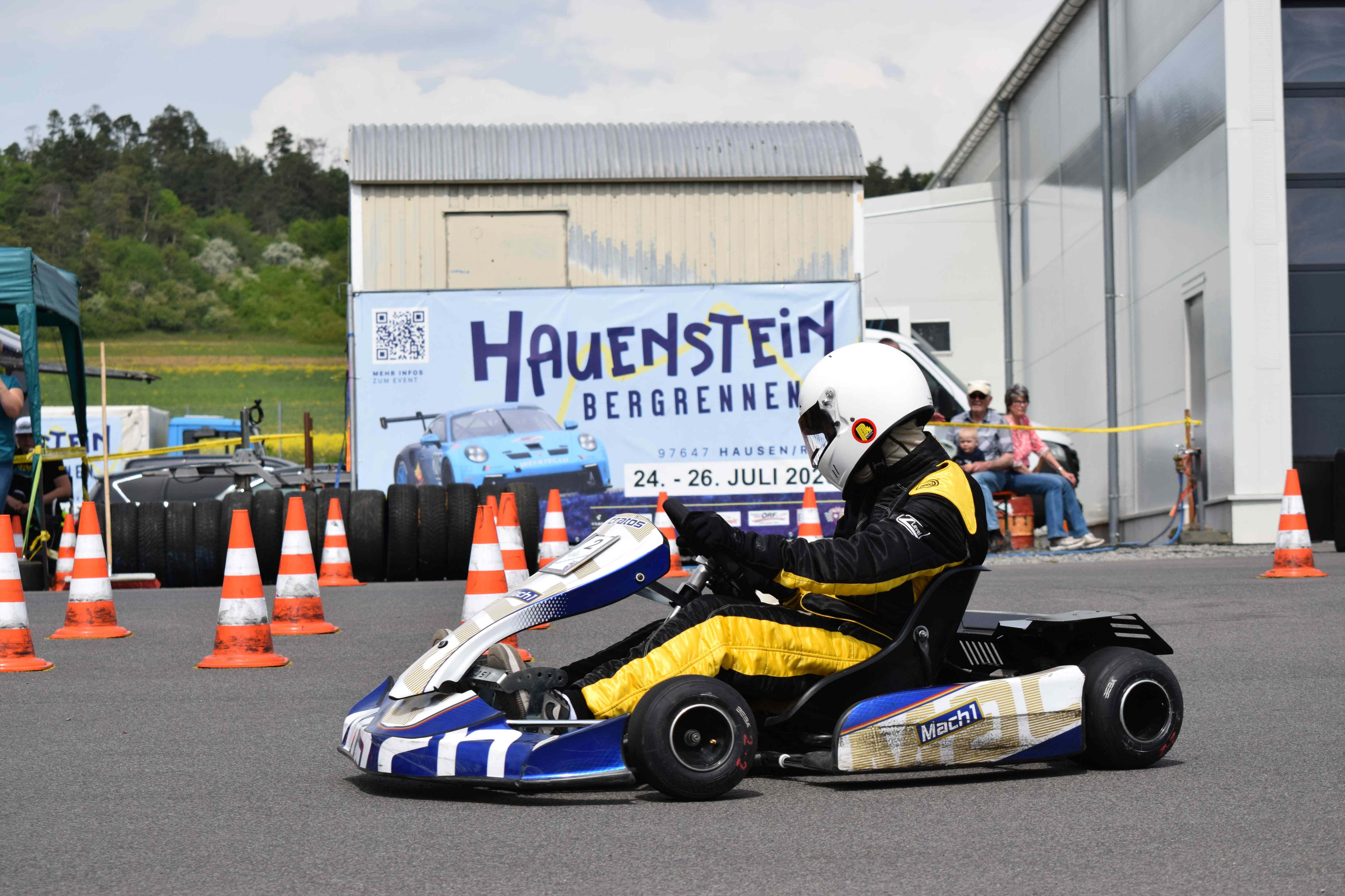 Jugendkartslalom Bild 10