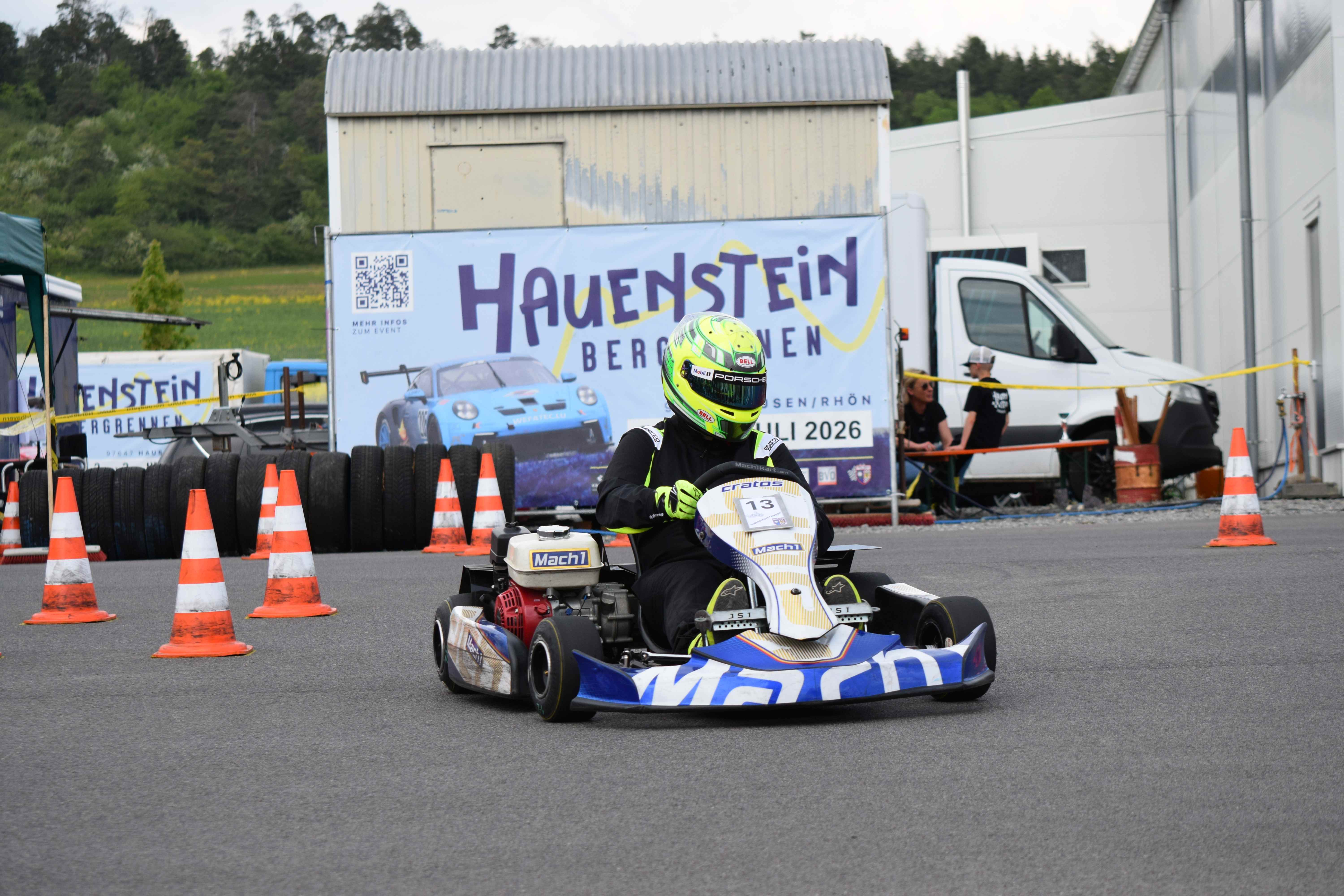 Jugendkartslalom Bild 12